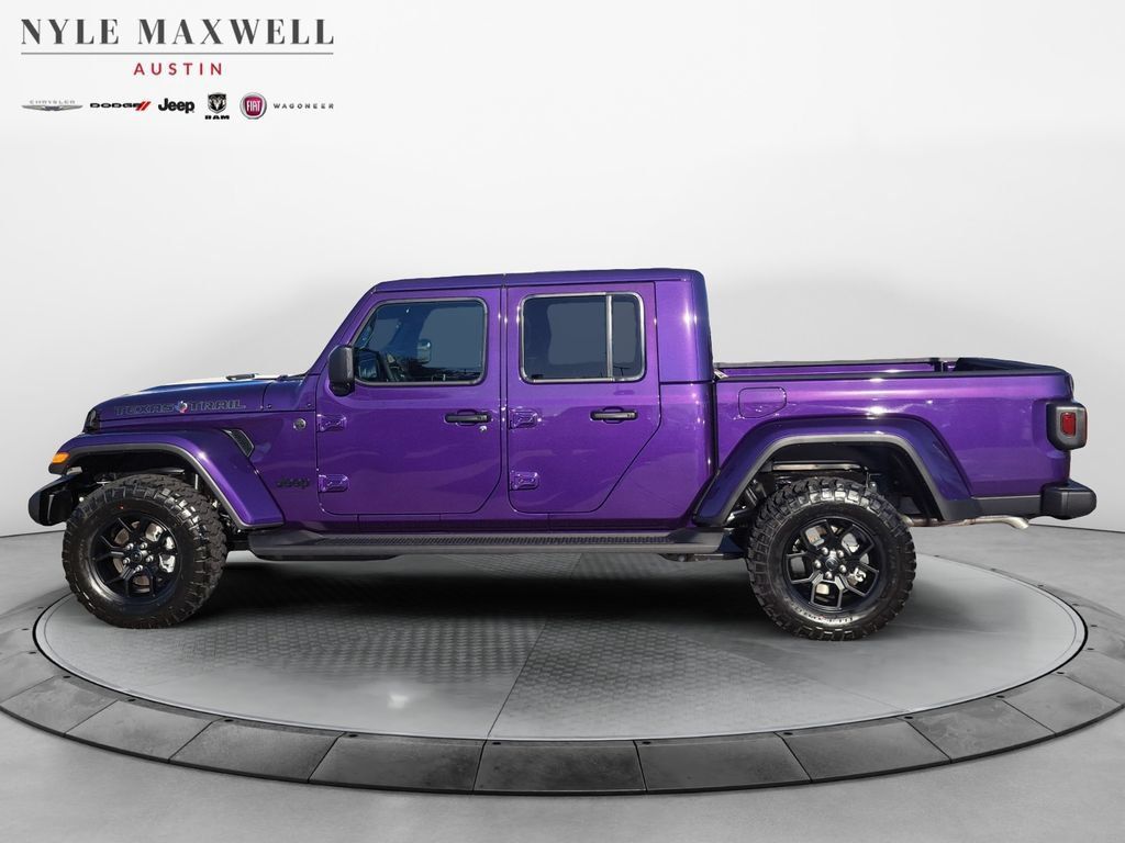 New 2026 Jeep Gladiator Mojave AWD/4WD image 13