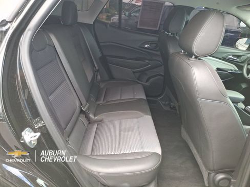 Used 2024 Chevrolet Trax LT FWD image 20