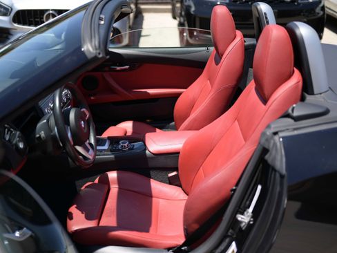 Used 2016 BMW Z4 sDrive28i RWD image 17