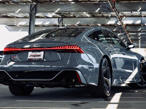 New 2026 Audi RS 7 Performance image 2