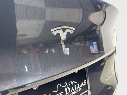 Used 2020 Tesla Model Y Long Range AWD/4WD image 21