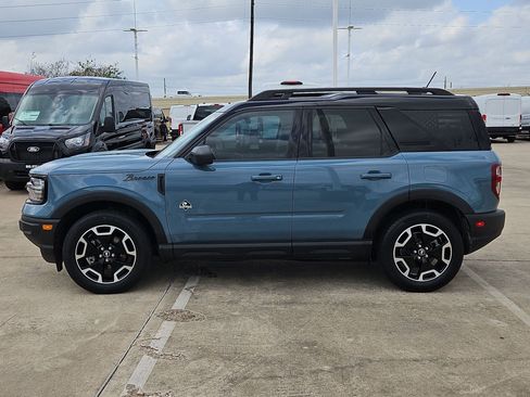 Used 2023 Ford Bronco Sport Outer Banks w/ Tech Package image 7