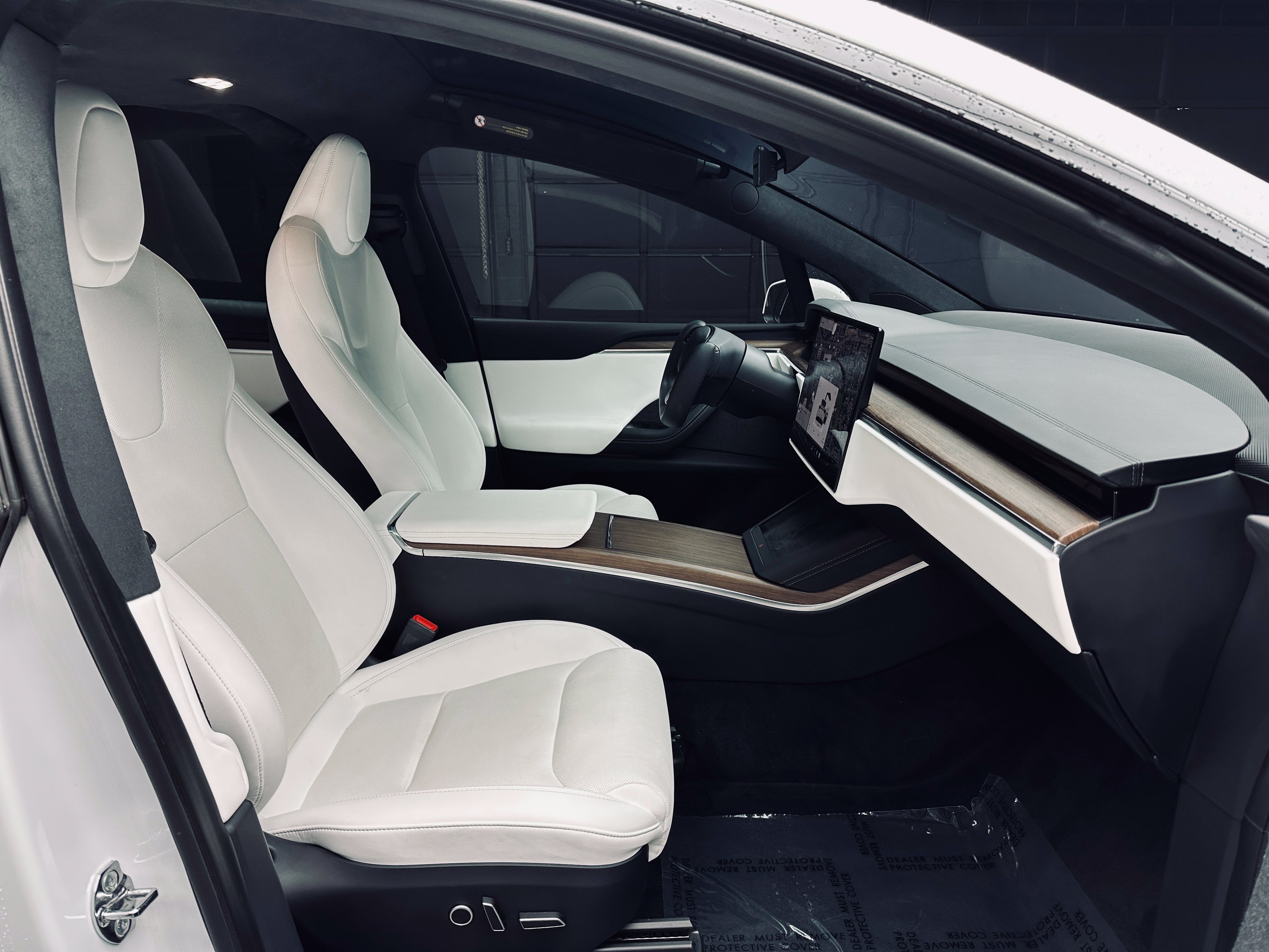 Used 2023 Tesla Model X AWD/4WD image 18