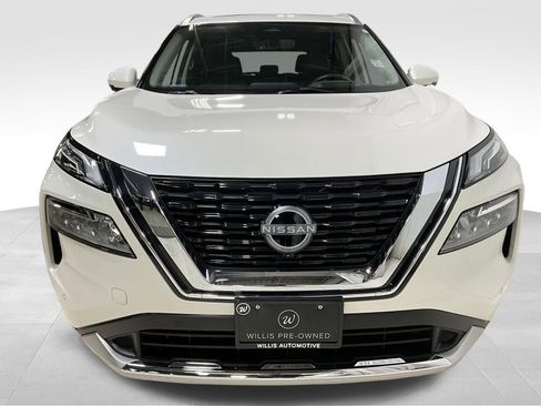 Used 2023 Nissan Rogue Platinum w/ Platinum Premium Package image 2