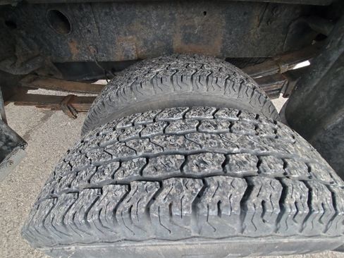 Used 2003 Chevrolet Silverado 3500 LS w/ Skid Plate Package image 21