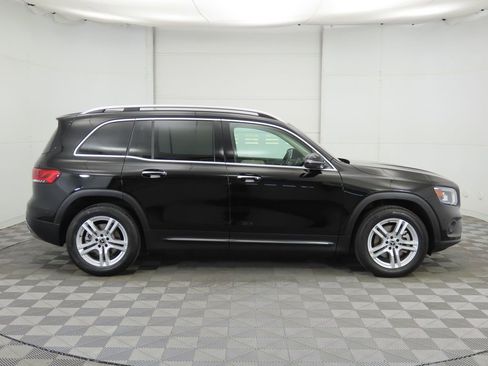 Certified 2023 Mercedes-Benz GLB 250 image 4