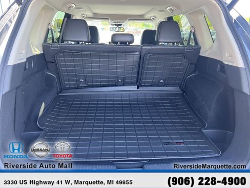 Used 2024 Nissan Rogue Platinum AWD/4WD image 8