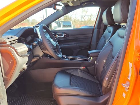 New 2026 Jeep Compass Latitude image 7