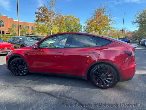 Used 2021 Tesla Model Y Performance image 5