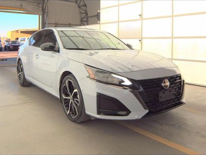 Used 2023 Nissan Altima 2.5 SR
