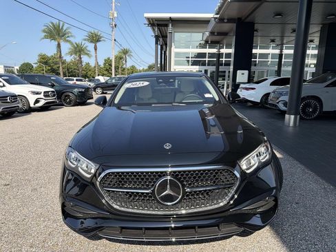 Used 2025 Mercedes-Benz E 450 4MATIC Sedan image 2