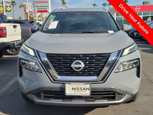 Used 2023 Nissan Rogue SL w/ SL Premium Package FWD image 26