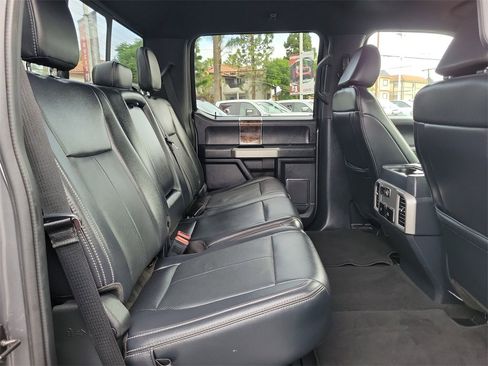 Used 2022 Ford F250 Lariat w/ Tremor Off-Road Package image 25