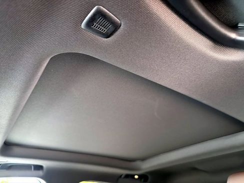 Used 2025 BMW X2 M35i AWD/4WD image 19