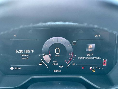 Used 2026 GMC Acadia Elevation w/ Elevation Premium Package FWD image 24