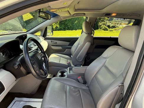 Used 2011 Honda Odyssey EX-L image 11