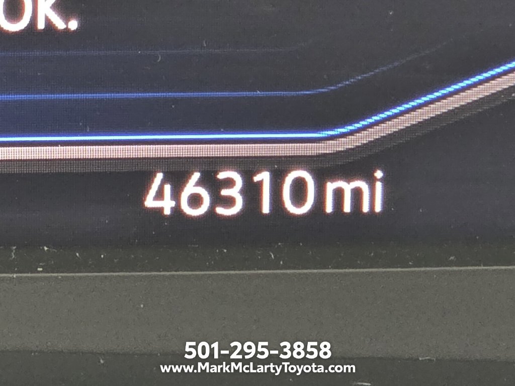 Used 2023 Volkswagen Atlas Cross Sport SEL R-Line AWD/4WD image 24
