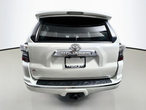 Used 2023 Toyota 4Runner Limited RWD image 6