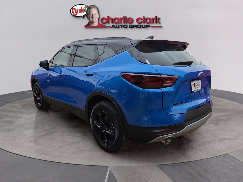 New 2026 Chevrolet Blazer LT w/ Sound & Technology Package AWD/4WD image 3