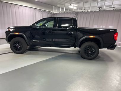 New 2026 GMC Canyon Elevation w/ Convenience Package