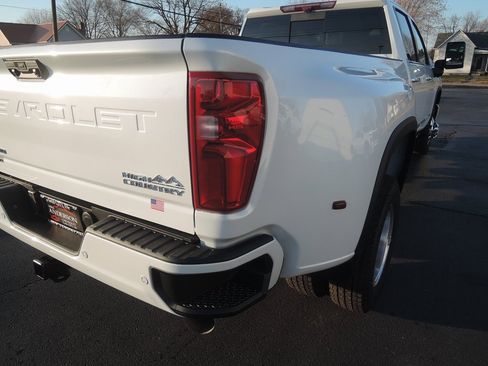 New 2026 Chevrolet Silverado 3500 High Country w/ High Country Premium Package image 37