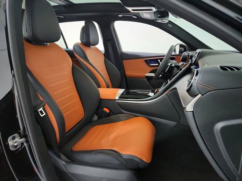 New 2026 Mercedes-Benz GLC 43 AMG 4MATIC image 10