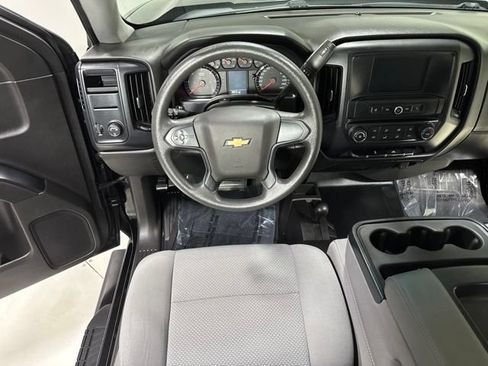 Used 2017 Chevrolet Silverado 1500 W/T AWD/4WD image 14