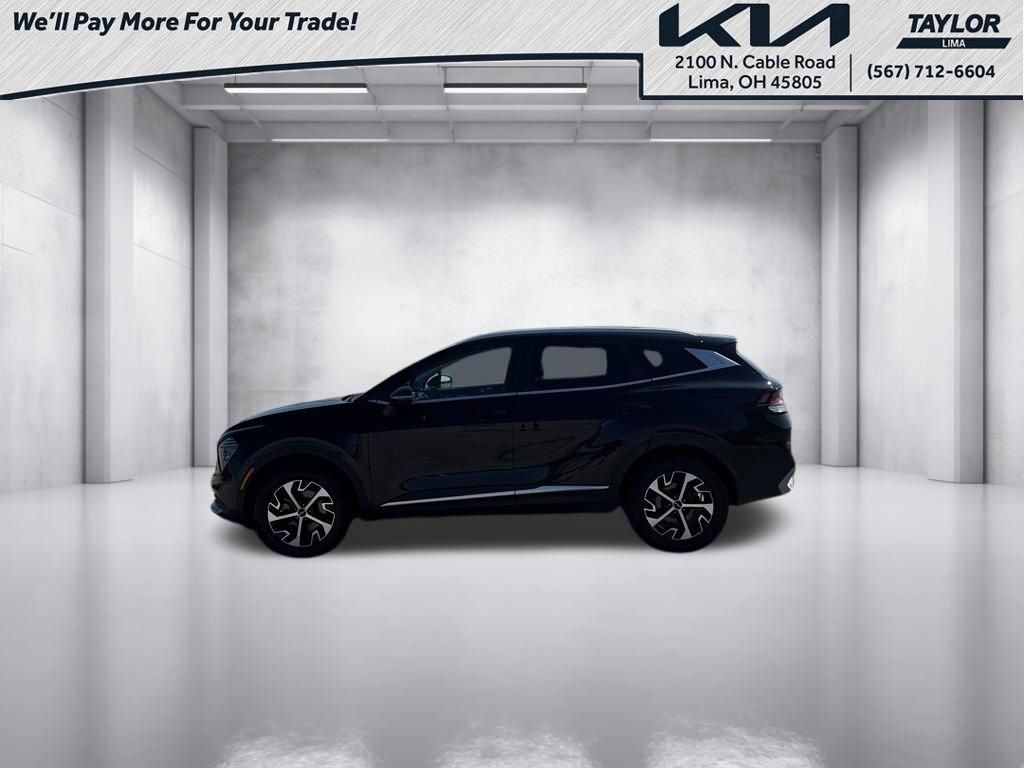 Used 2025 Kia Sportage EX AWD/4WD image 3