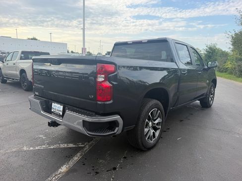 Used 2022 Chevrolet Silverado 1500 LT RWD image 5
