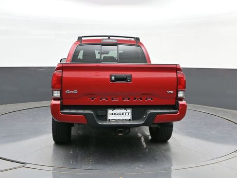 Used 2022 Toyota Tacoma SR AWD/4WD image 8