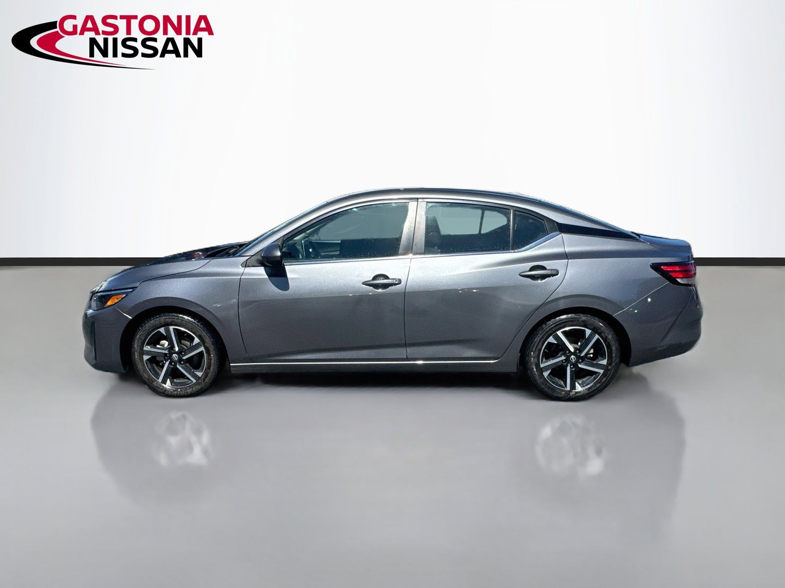 Used 2024 Nissan Sentra SV FWD image 5