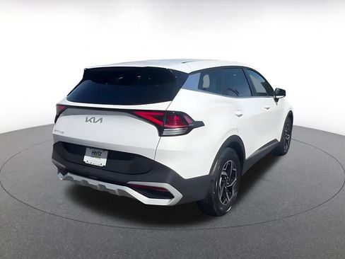 Used 2025 Kia Sportage LX image 14
