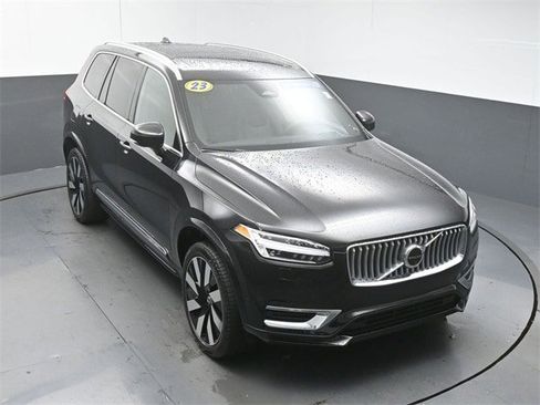Certified 2023 Volvo XC90 T8 Ultimate w/ Protection Package Premier image 44