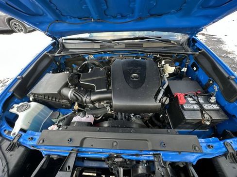 Certified 2021 Toyota Tacoma Limited image 19