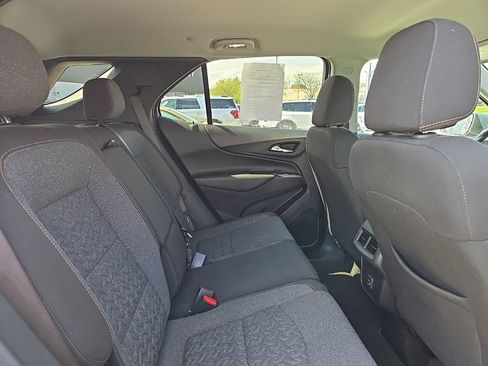 Used 2024 Chevrolet Equinox LT image 30