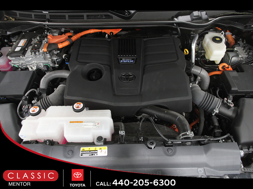 Certified 2025 Toyota Tundra Capstone AWD/4WD image 21