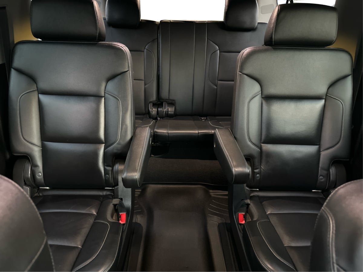 Used 2019 Chevrolet Suburban LT AWD/4WD image 14