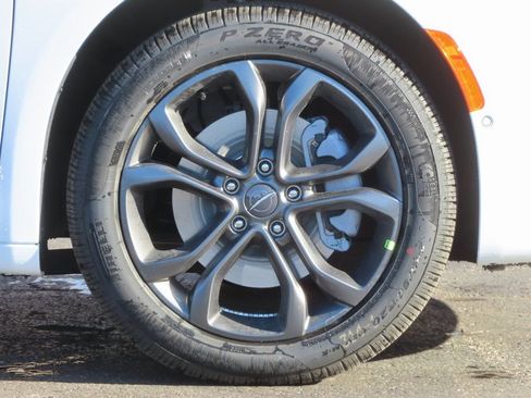 New 2026 Chrysler Pacifica Select image 13