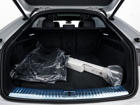 New 2026 Audi Q8 Premium Plus AWD/4WD image 18