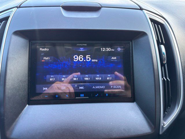 Used 2015 Ford Edge Titanium AWD/4WD image 16