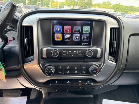 Used 2018 GMC Sierra 2500 SLE w/ Snow Plow Prep Package AWD/4WD image 7