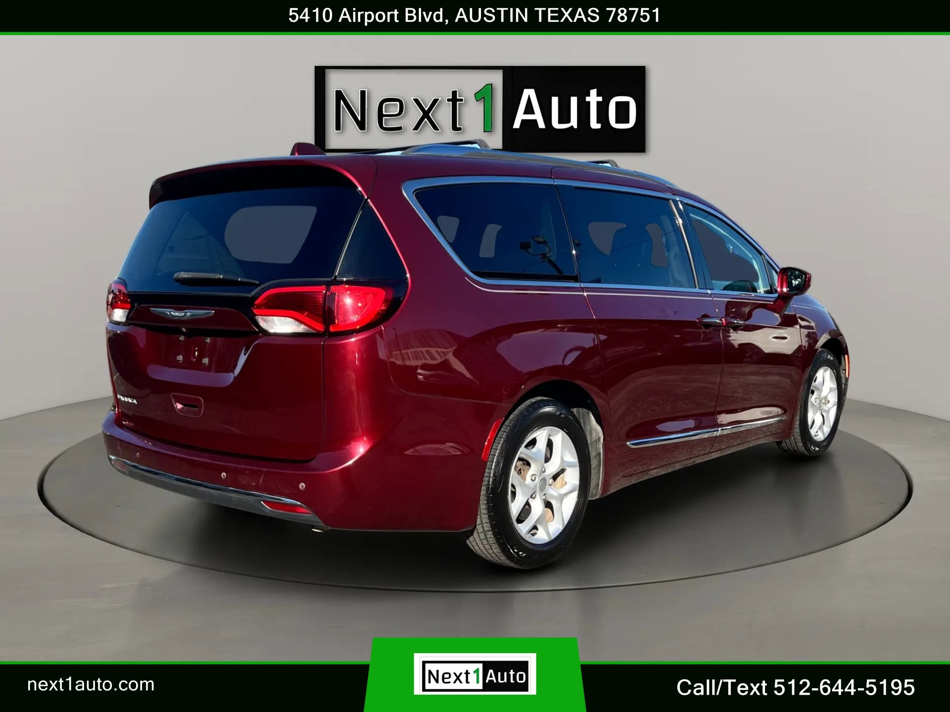 Used 2018 Chrysler Pacifica Touring-L Plus w/ Tire & Wheel Group FWD image 7