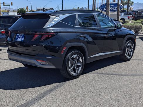 Used 2025 Hyundai Tucson SEL image 2