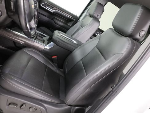 Used 2022 Chevrolet Silverado 1500 LTZ w/ LTZ Convenience Package II AWD/4WD image 10