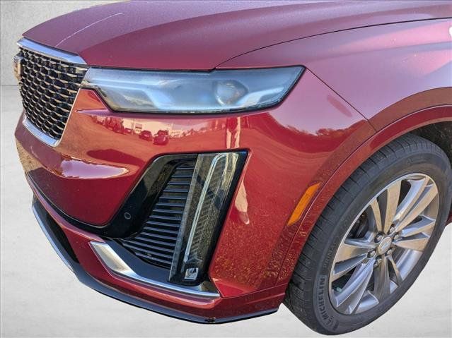 Used 2022 Cadillac XT6 Premium Luxury FWD image 9
