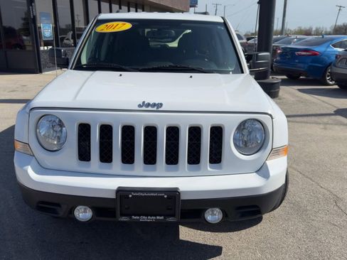 Used 2017 Jeep Patriot Sport w/ Power Value Group image 2