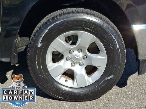 Used 2024 RAM 1500 Big Horn AWD/4WD image 8