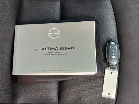 Used 2021 Nissan Altima 2.5 S FWD image 41
