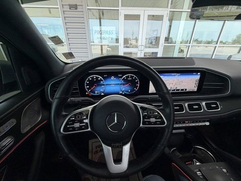 Used 2022 Mercedes-Benz GLE 350 4MATIC image 11