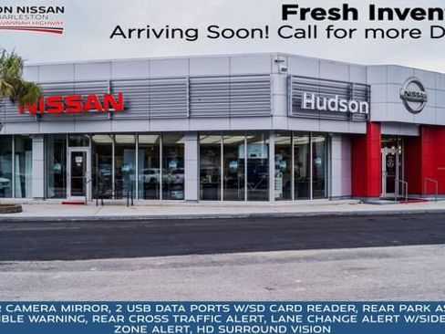 Used 2022 Chevrolet Blazer LT w/ Sound & Technology Package image 5